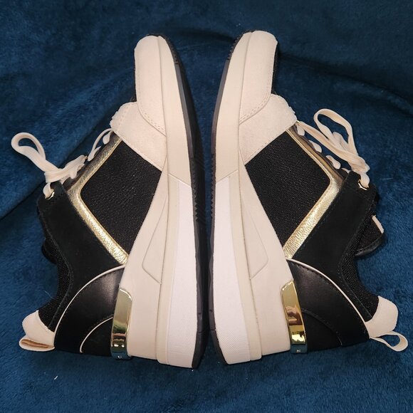 NWOT Michael Kors  Lace-Up Sneakers – Women’s Size 7M Black, Gold & Cream - Picture 15 of 16